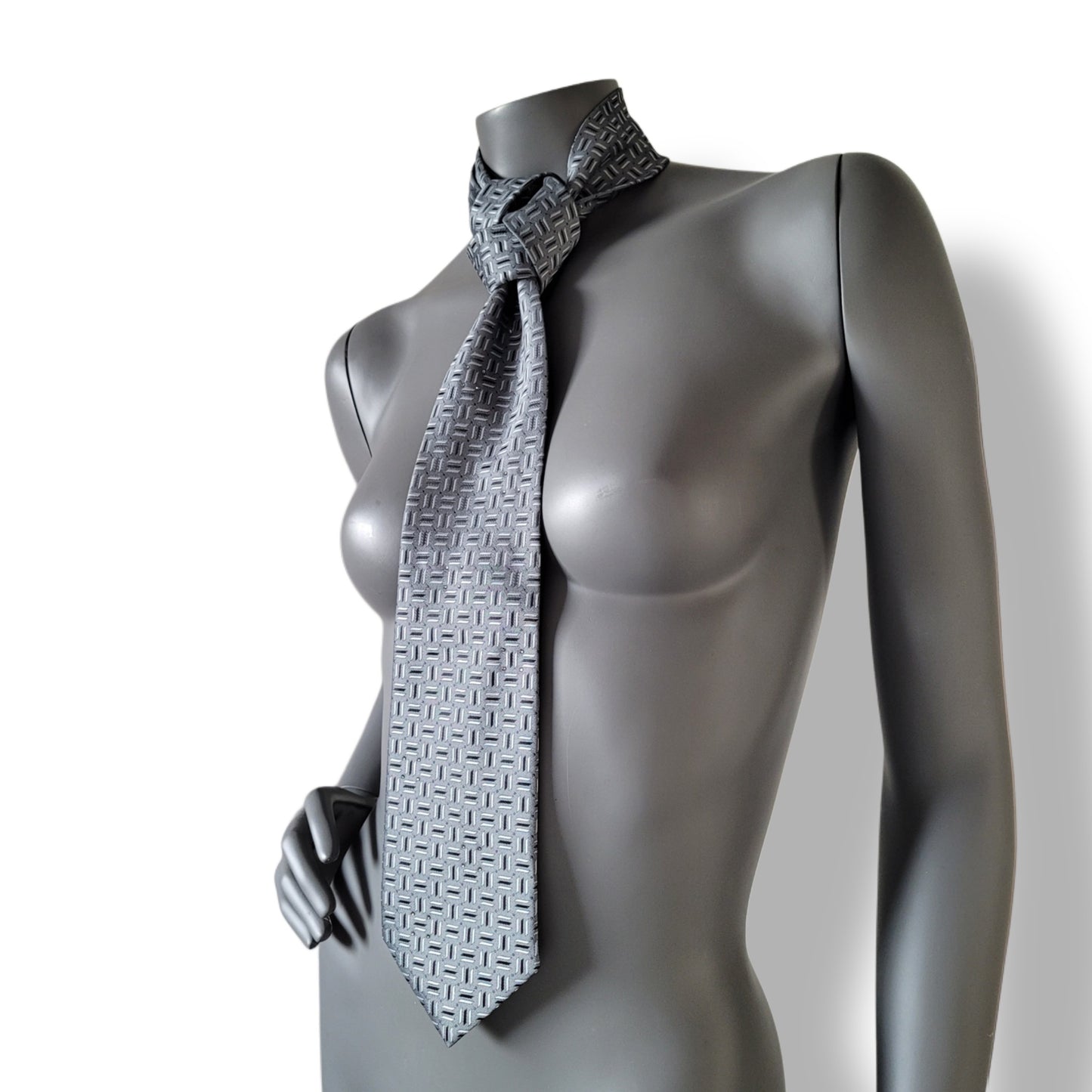 Another Dance collection: Enjoy the Silence tie, vintage microfibre necktie with geometrical pattern discreetly adorned with small black diamond glass crystals