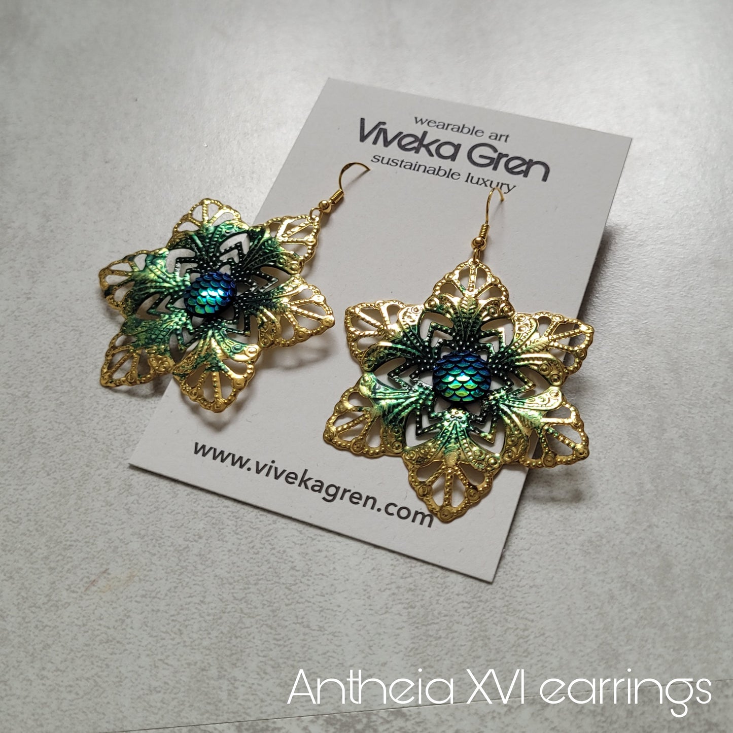 Deusa ex Machina collection: The Antheia earrings