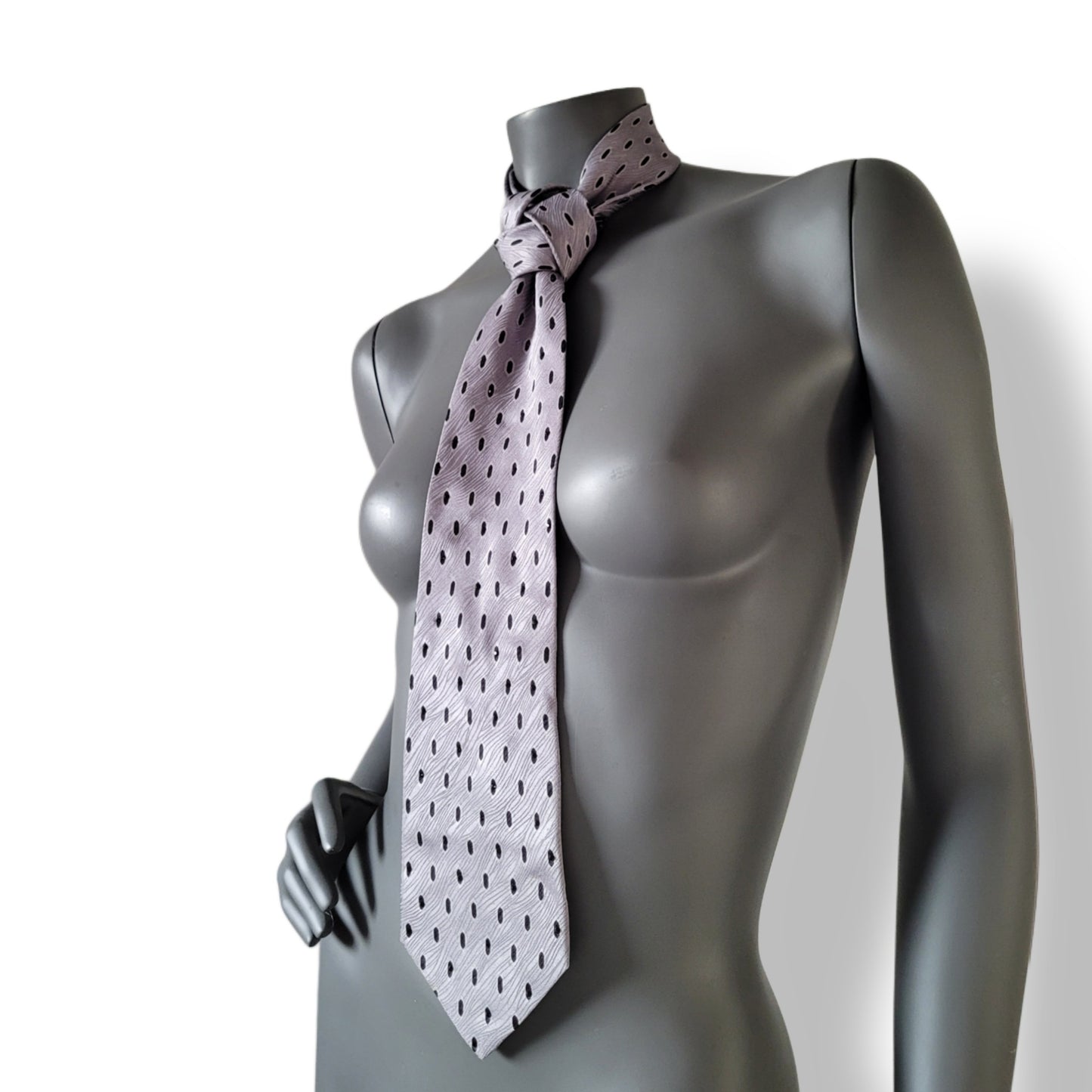 Another Dance collection: The Darker the Weather // The Better the Man tie, vintage necktie with silver wave and black oval pattern discreetly adorned with jet black glass crystals